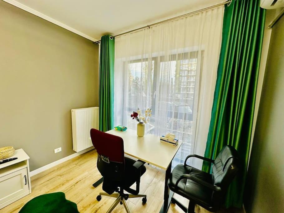 Zen Central Studio Bucarest Esterno foto